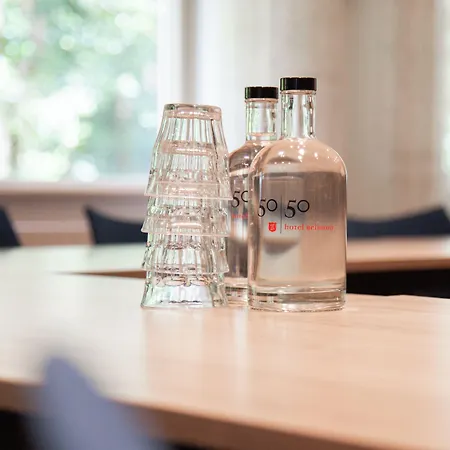 Hotel 50|50 Belmont Ede